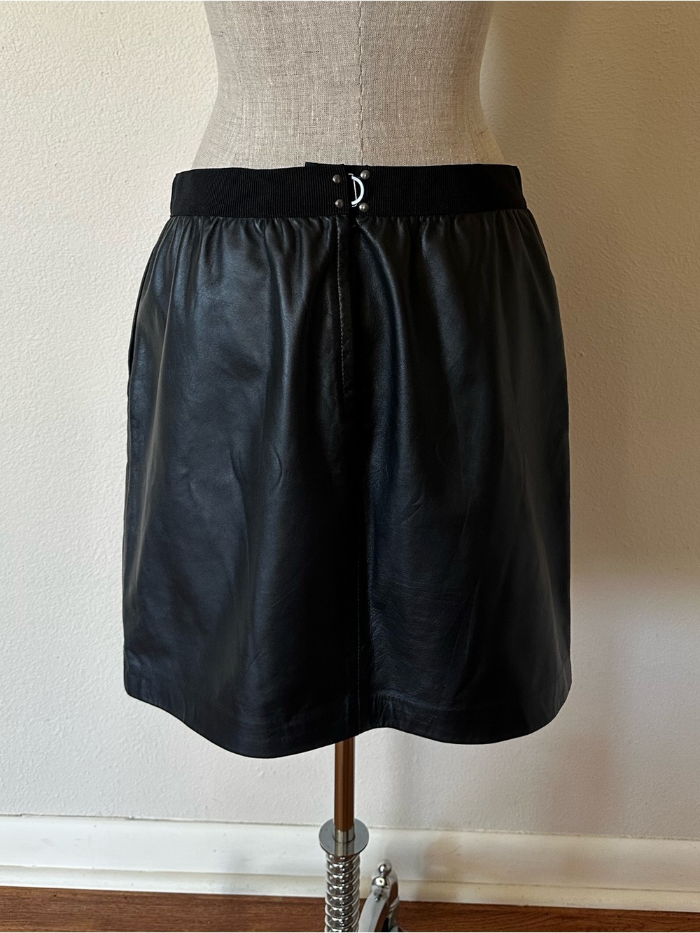 Ann Taylor Loft Black Leather Skirt Straight Pencil Womens 6 Pockets - Picture 4 of 10
